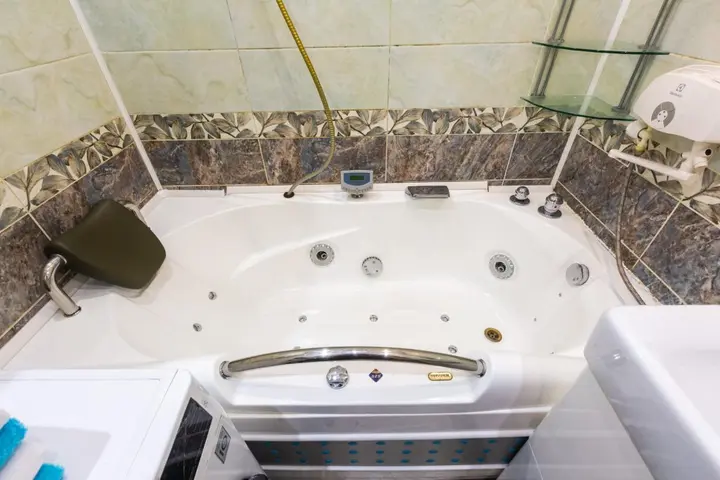 Нижневартовск: Пять звезд на Мира 31, корп. 3