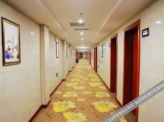 Хецзе: Winton Boutique Hotel (Shanxian Xingma Mall)