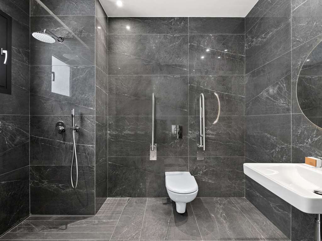 Ларнака: Mercure Larnaca City