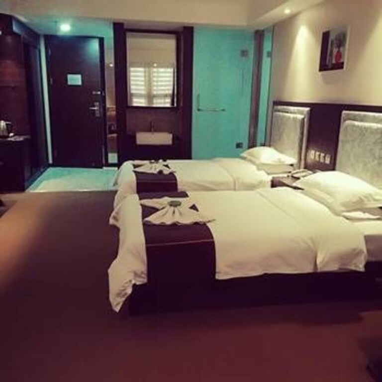 Чжэнчжоу: Dongyi Litian Business Hotel