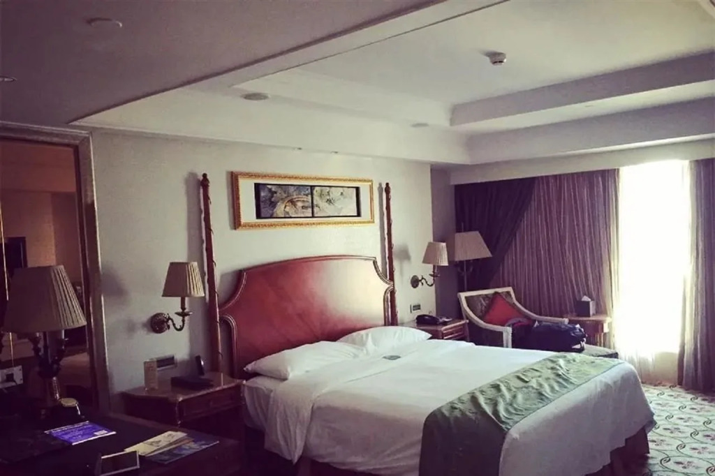 Чжаоцин: Silver Star Hotel - Zhaoqing
