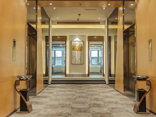 Чжэнчжоу: Moshe Hotel (Zhengzhou East Railway Station Greenland Xinduhui Store)