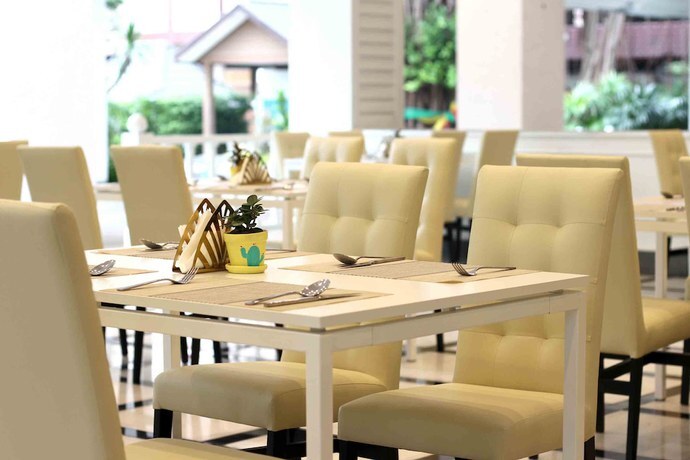 Паттайя: Pooh Beach Resort & Spa