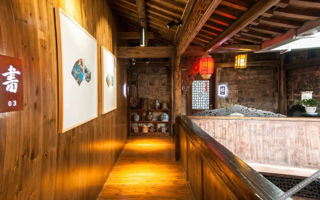 carousel image 4