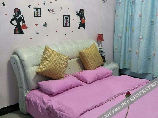 Чжэнчжоу: Xinzheng Oak House Hotel (Baoxiang Temple Shengda University Branch)