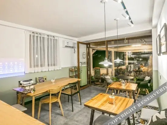 Чжоушань: Dongji Island Liandao Hailou Farmhouse
