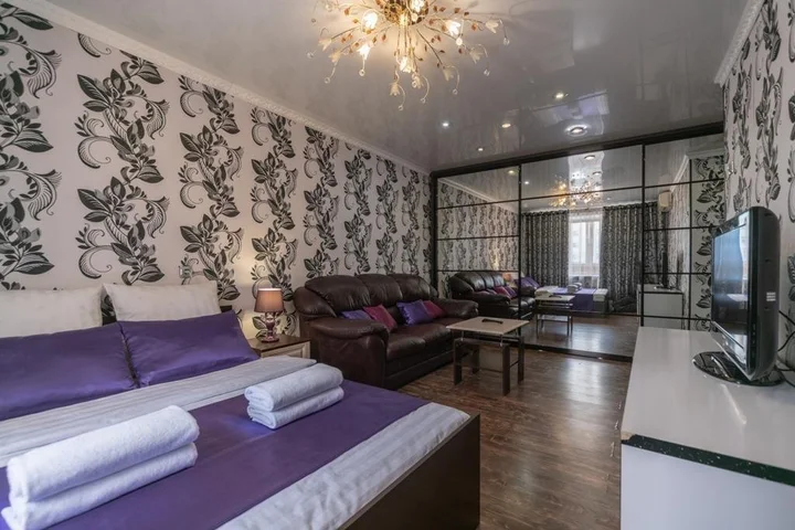 Нижневартовск: Five Stars Luxury with Expensive Furniture