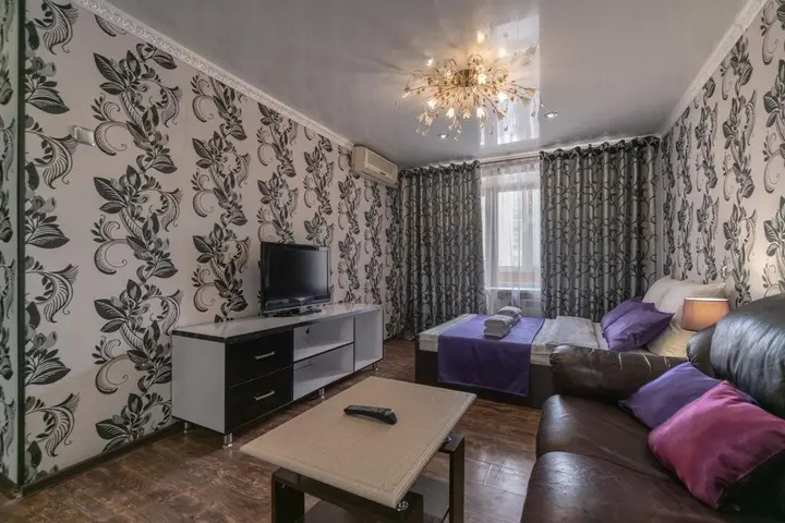 Нижневартовск: Five Stars Luxury with Expensive Furniture