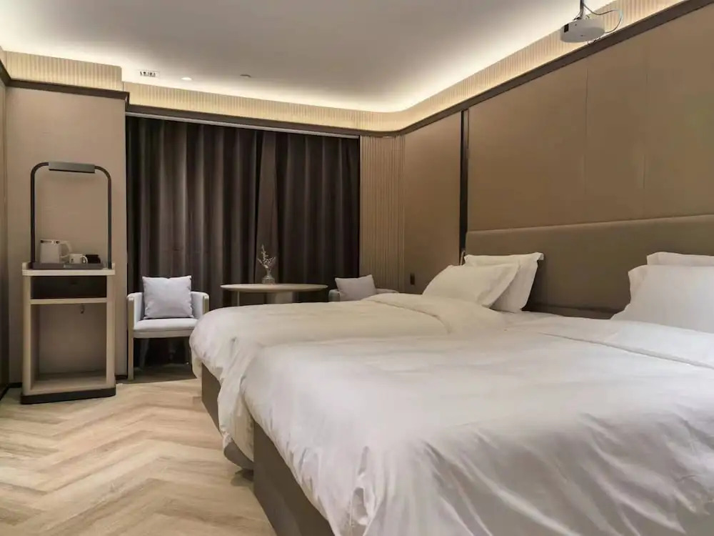 Ухань: Ramada Encore by Wyndham Wuhan Int'l Conference Center