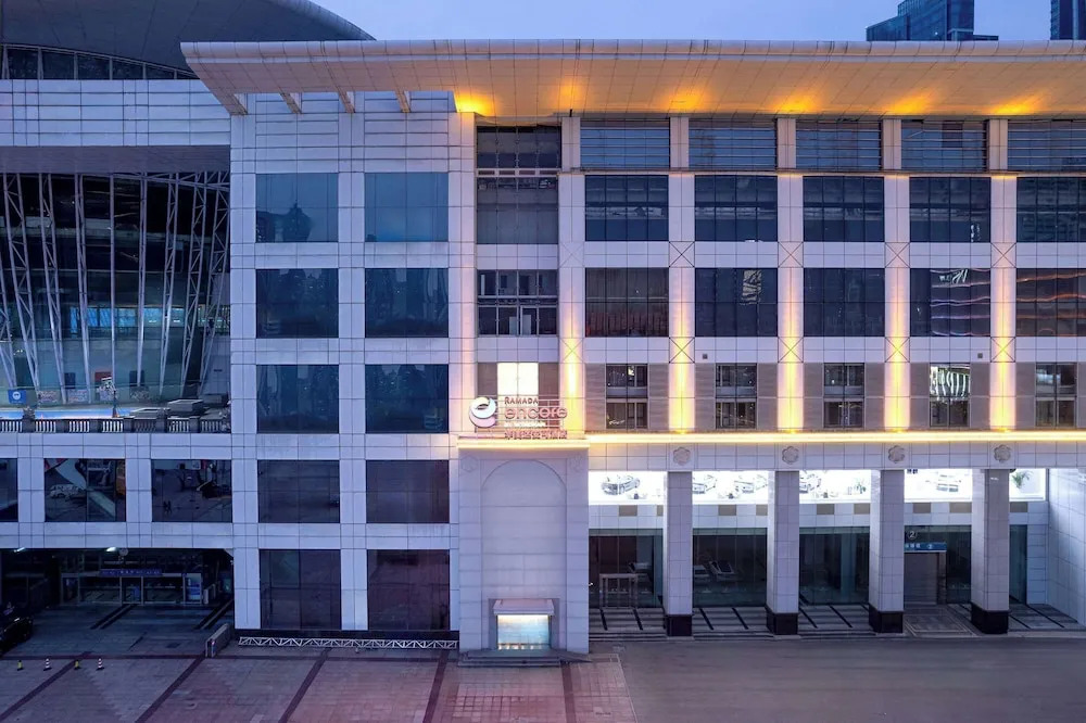 Ухань: Ramada Encore by Wyndham Wuhan Int'l Conference Center