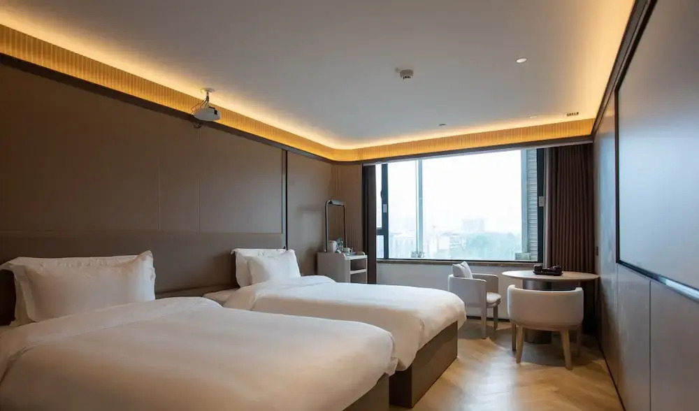 Ухань: Ramada Encore by Wyndham Wuhan Int'l Conference Center