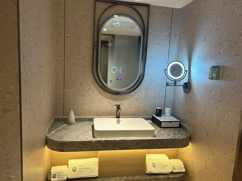 Ухань: Ramada Encore by Wyndham Wuhan Int'l Conference Center