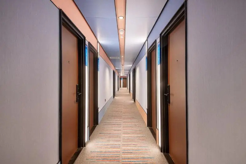 Шанхай: Hanting Hotel Shanghai Babaiban Pudian Road Metro Station