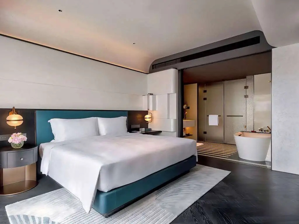 Шанхай: Sofitel Shanghai North Bund