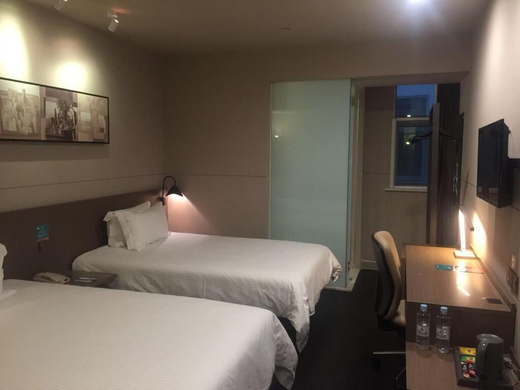 Шанхай: Jinjiang Inn Select Shanghai International Resort Area East Kangqiao Road