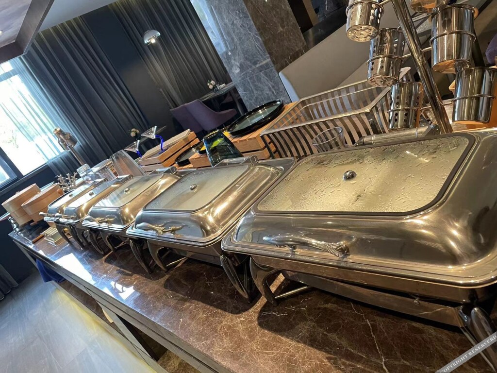 Шанхай: Orange Hotel  (Shanghai Hongqiao Railway Station Store)