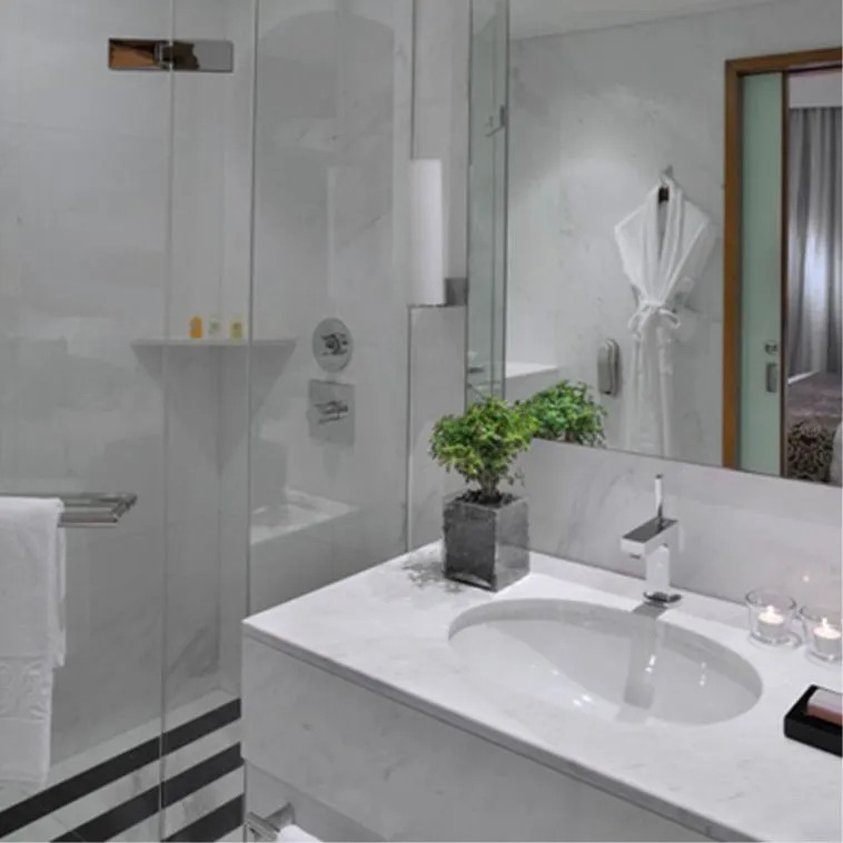 Дубай: Address Dubai Mall and Address Residences Dubai Mall
