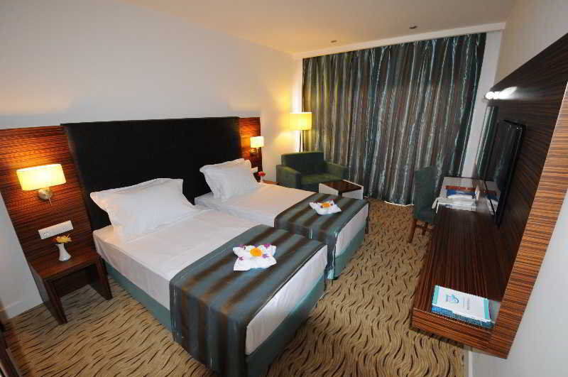 Согучак: Palmwings Beach Resort & Spa Kusadasi