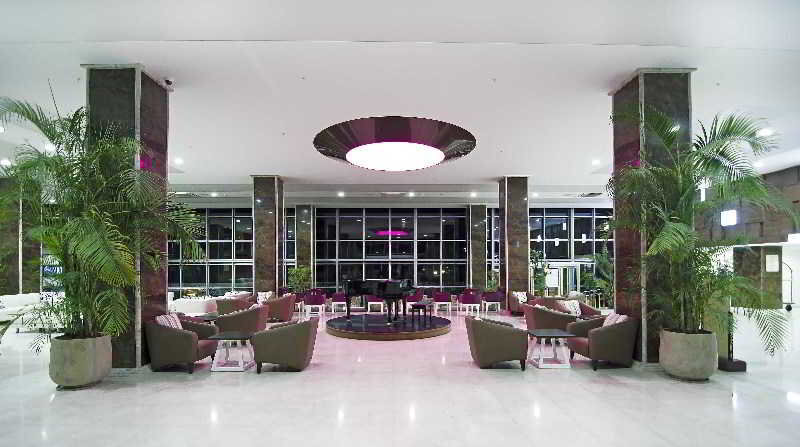 Согучак: Palmwings Beach Resort & Spa Kusadasi