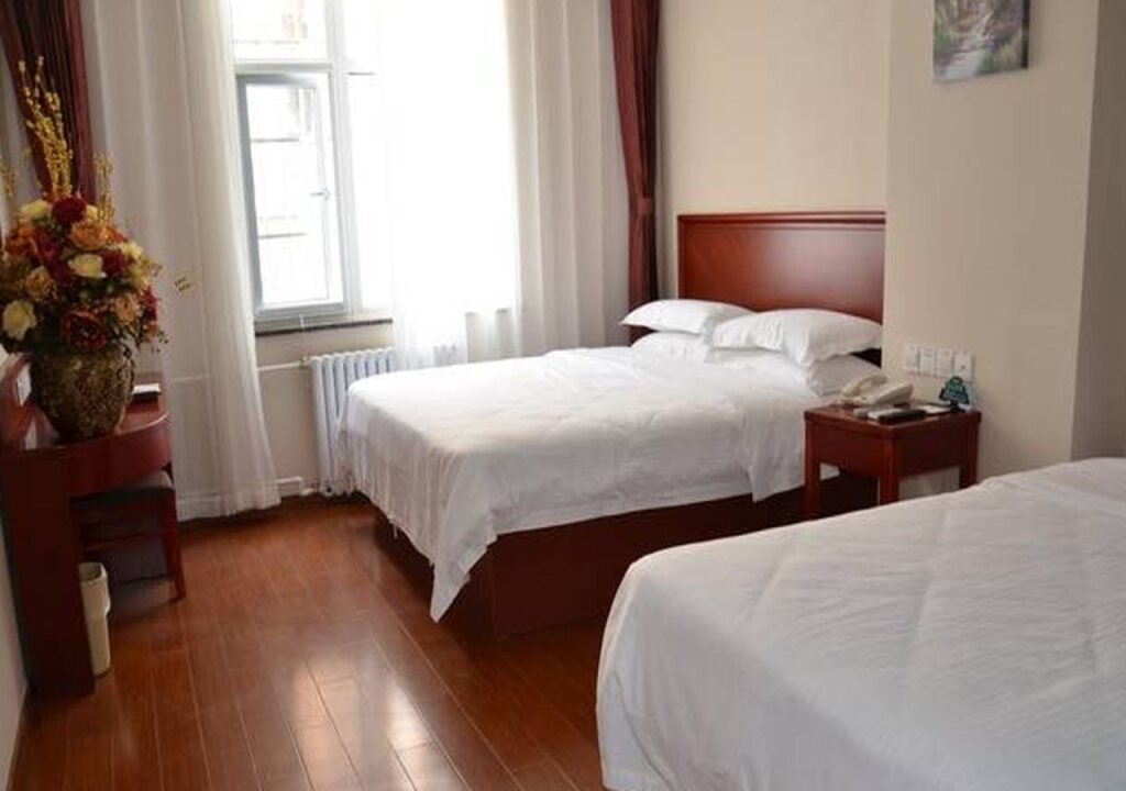 Пекин: GreenTree Inn Beijing Miyun West Bridge Road Haiyi Manor Express