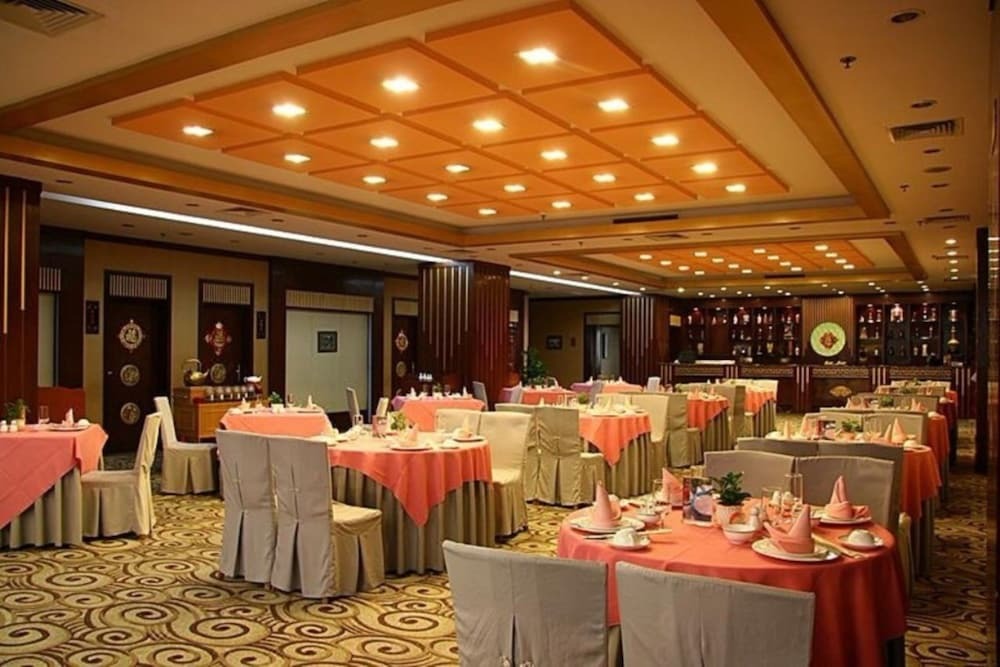 Пекин: Shenzhen Hotel Company Bathhouse