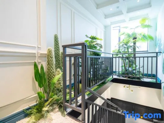 Чэнду: Modern S Hotel (Chengdu West Railway Station)