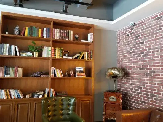 Хуаншань: James  Joyce  Coffetel