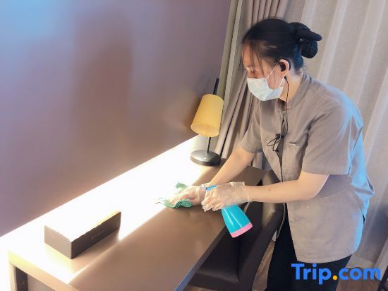 Куньмин: Home Inn Plus (Kunming Dian Lake Haigeng Park Guangfu Road)