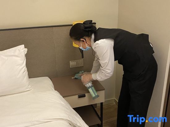 Куньмин: Home Inn Plus (Kunming Dian Lake Haigeng Park Guangfu Road)