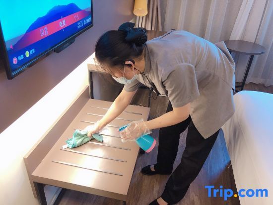 Куньмин: Home Inn Plus (Kunming Dian Lake Haigeng Park Guangfu Road)