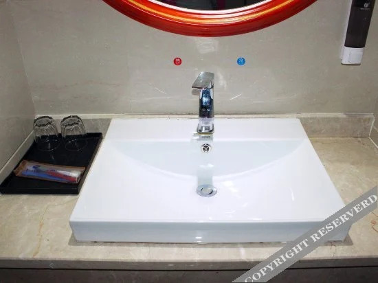 Лянфан: 7 Days Inn Langfang Bazhou Train Station Branch