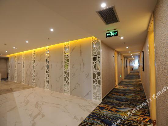 Наньнин: Boting Hotel