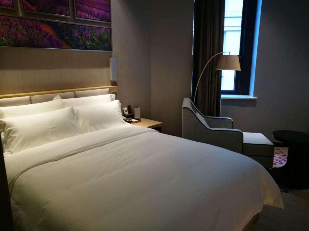 Нинбо: Lavande Hotel Weihai Weigao Plaza