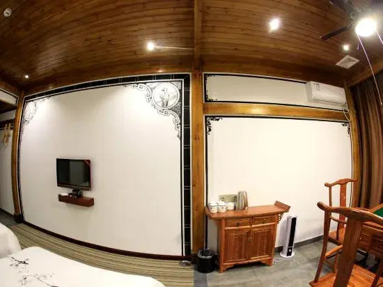 Шанграо: Chunlu Hostel