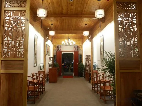 Шанграо: Chunlu Hostel