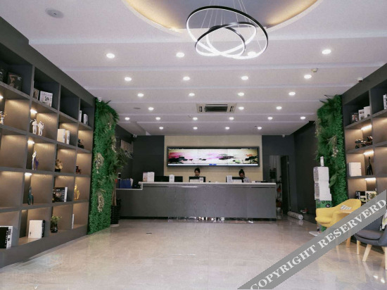 Шанграо: 7. Lavender Hotel (Shangrao Jiangnan Trade City High Speed Railway Station Store)