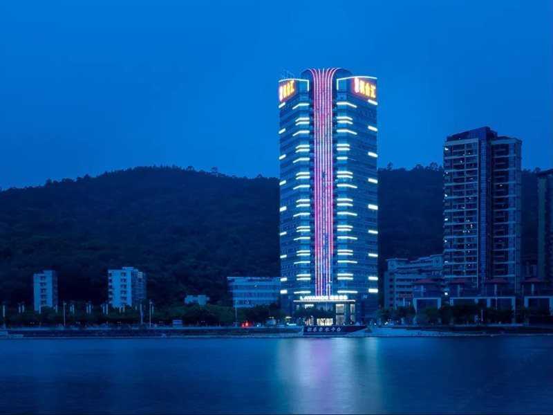 Шаогуань: Lavande Hotel (Shaoguan Bishui Huacheng)