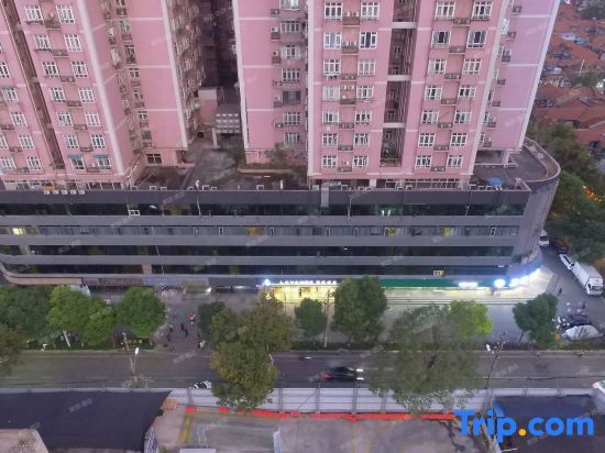 Ухань: Lavande Hotel (Wuhan Jiqing Street)