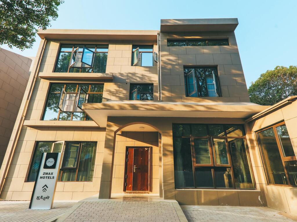 Ухань: ZMAX Hotels Wuhan East Lake