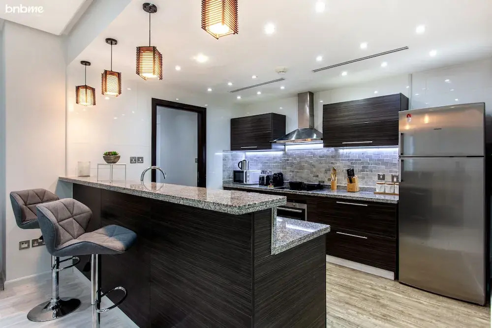 Дубай: Dubai Marina by bnbmehomes
