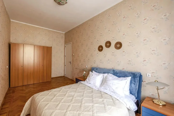 Санкт-Петербург: RentDaySpb (РэнтДэйСпб) на проспекте Невский