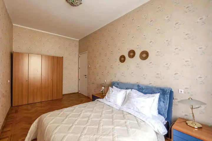 Санкт-Петербург: RentDaySpb (РэнтДэйСпб) на проспекте Невский