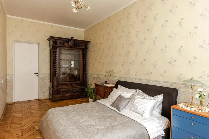 Санкт-Петербург: RentDaySpb (РэнтДэйСпб) на проспекте Невский