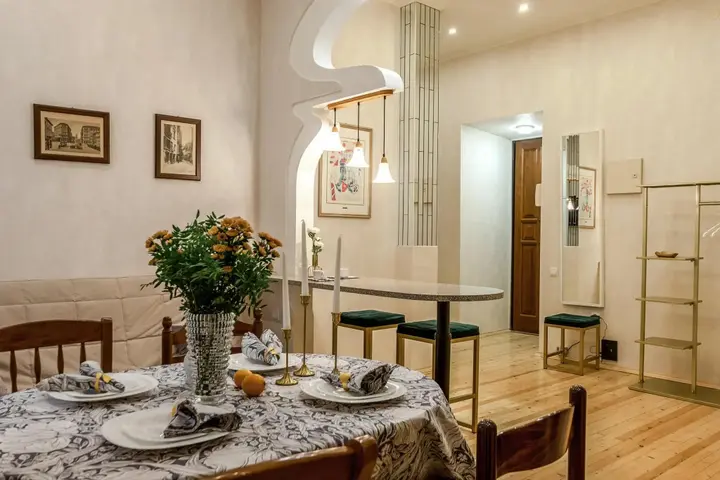 Санкт-Петербург: RentDaySpb (РэнтДэйСпб) на проспекте Невский