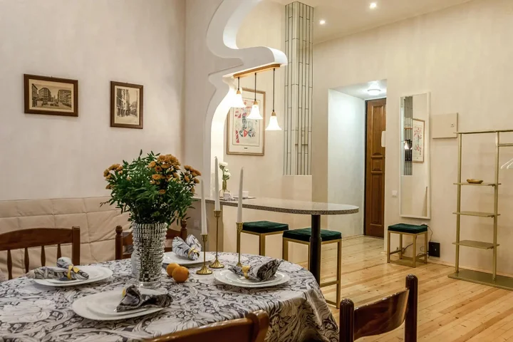 Санкт-Петербург: RentDaySpb (РэнтДэйСпб) на проспекте Невский