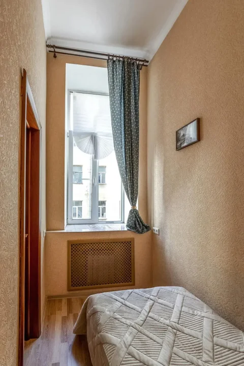 Санкт-Петербург: RentDaySpb (РэнтДэйСпб) на улице Восстания