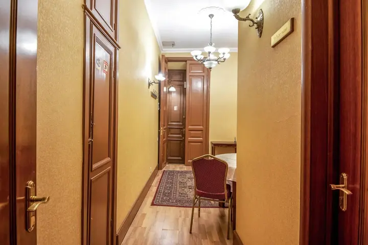 Санкт-Петербург: RentDaySpb (РэнтДэйСпб) на улице Восстания