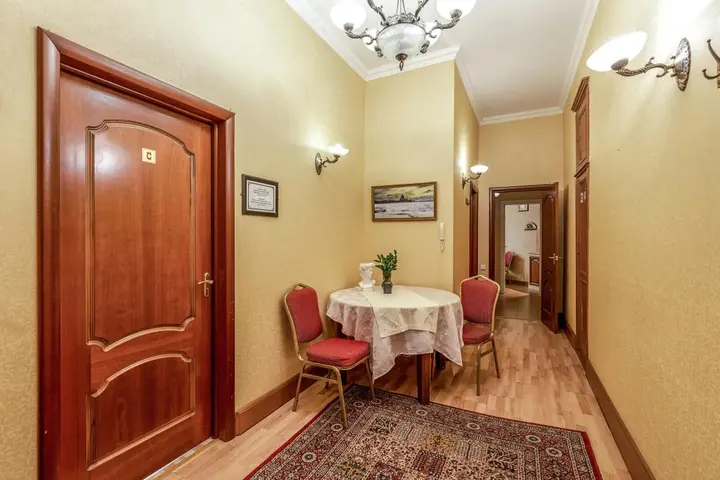 Санкт-Петербург: RentDaySpb (РэнтДэйСпб) на улице Восстания
