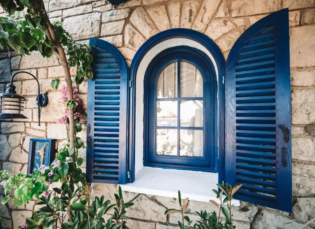 Бююкада: Büyükada Loc’Ada