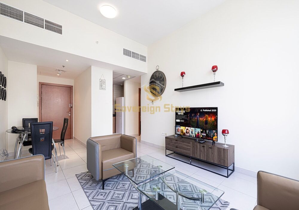 Дубай: Marina View Towers 2 Bedroom Apartment